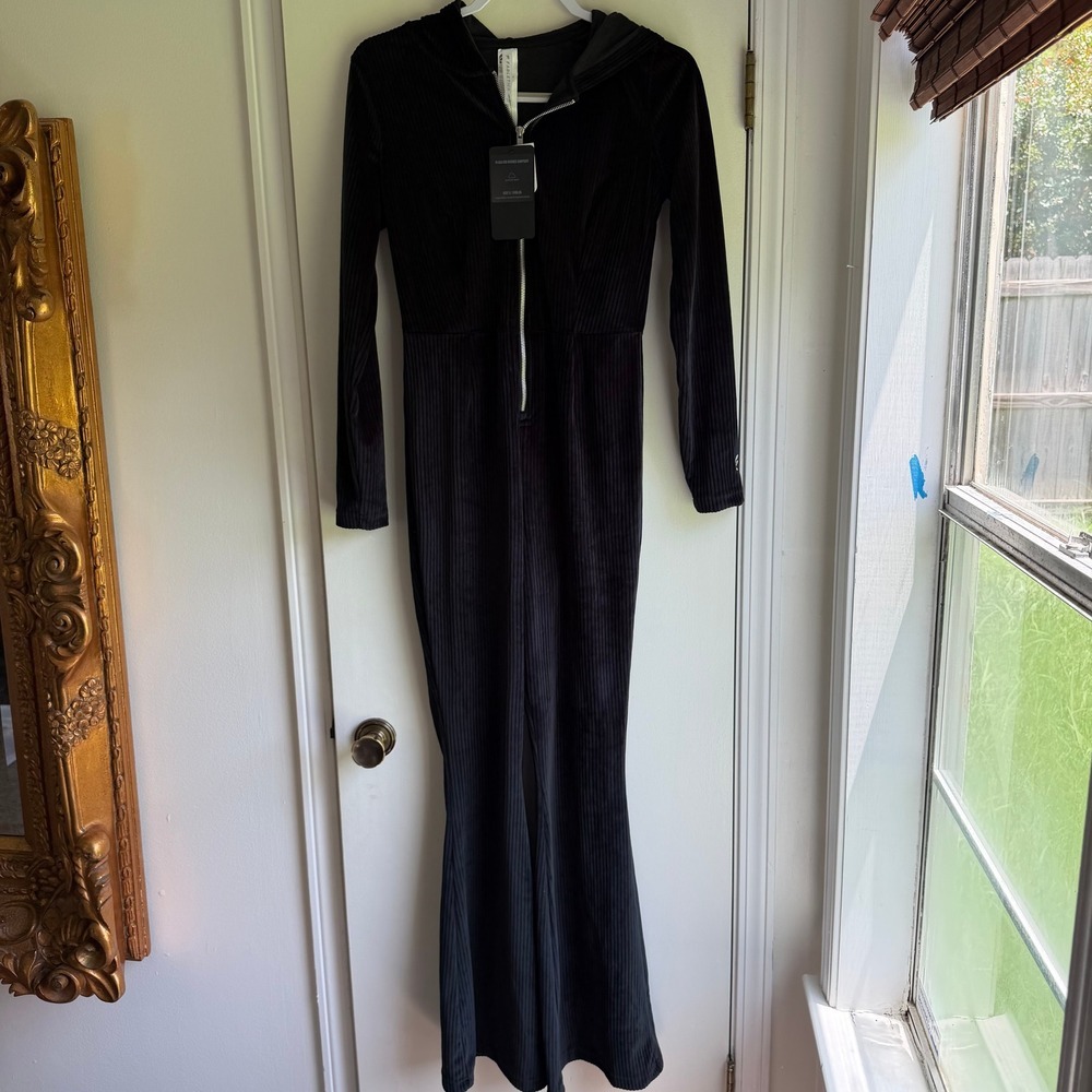 Fabletics Plush Rib Hooded Jumpsuit Black Wide Leg Small NWT ON2500505-0001